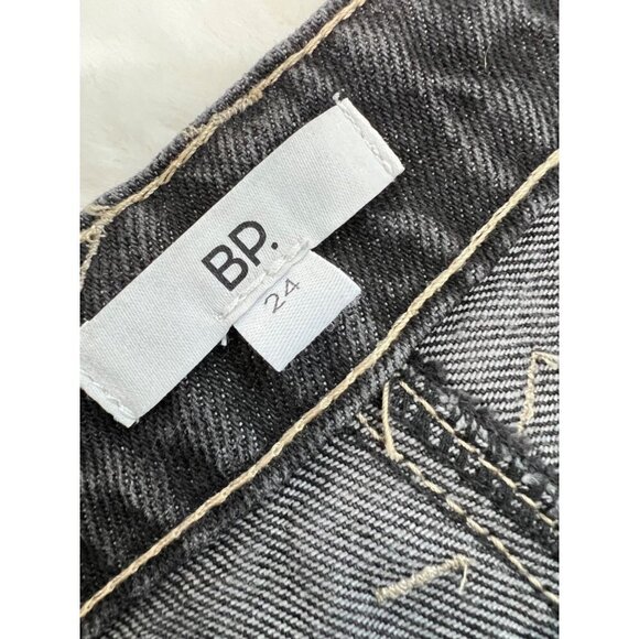 NWT BP. Women's Size 24 Ripped High Waist Ankle Mom Jeans In Vintage Black - Picture 7 of 14